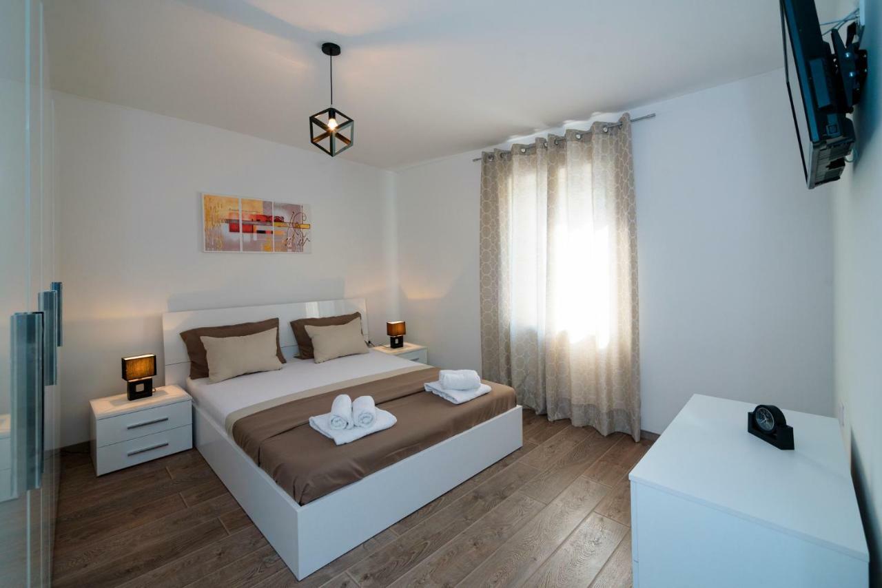 Apartments Magli Kaštela エクステリア 写真