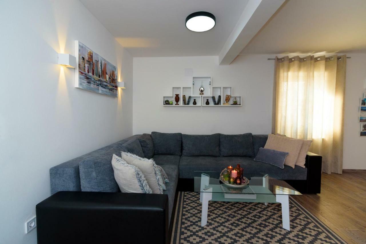 Apartments Magli Kaštela エクステリア 写真