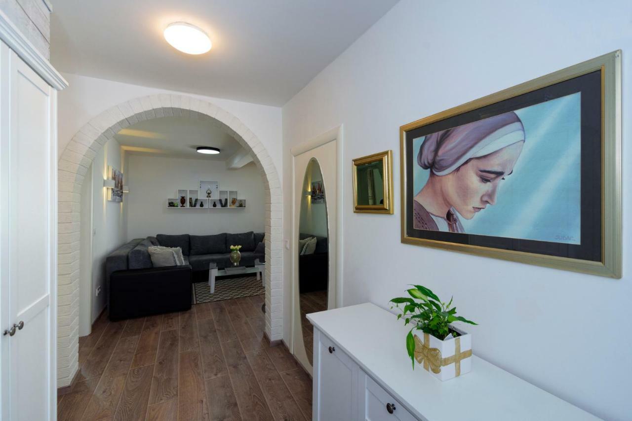 Apartments Magli Kaštela エクステリア 写真